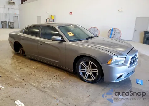 2012 Dodge Charger Sxt z USA, uszkodzony, nr VIN 2C3CDXHG3CH174385